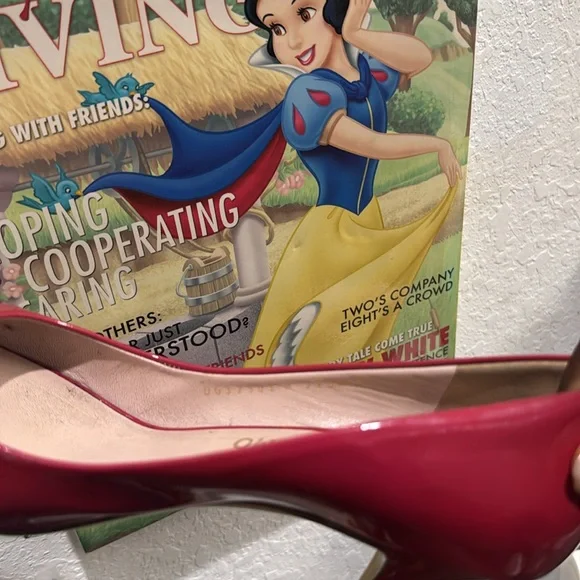 Salvatore Ferragamo hotPink and Purple Heels with Gold Detail - Picture 6 of 11